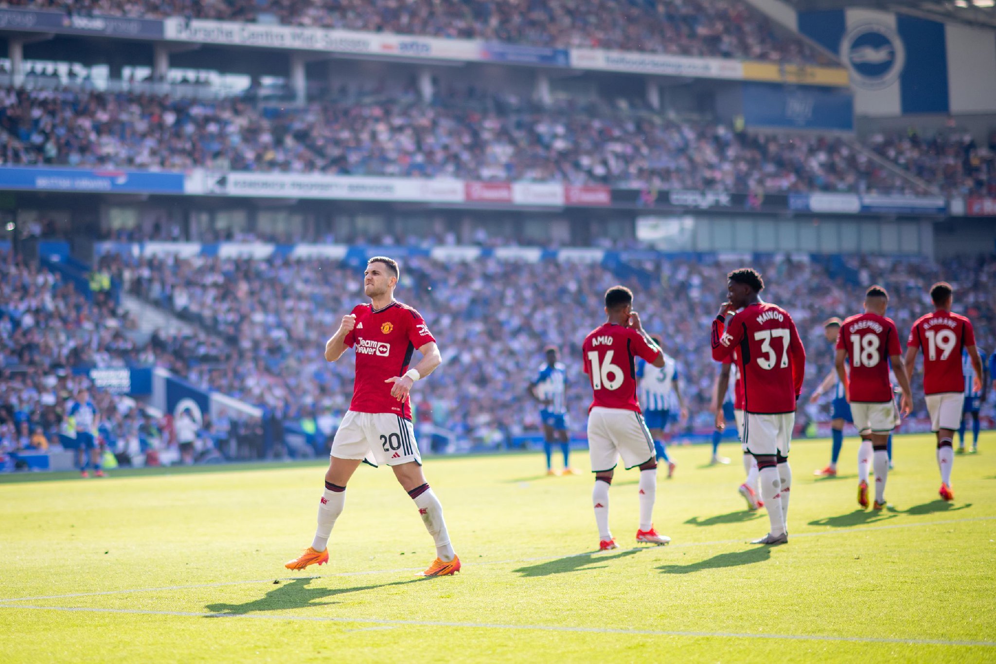 使他既能担 使他既能担